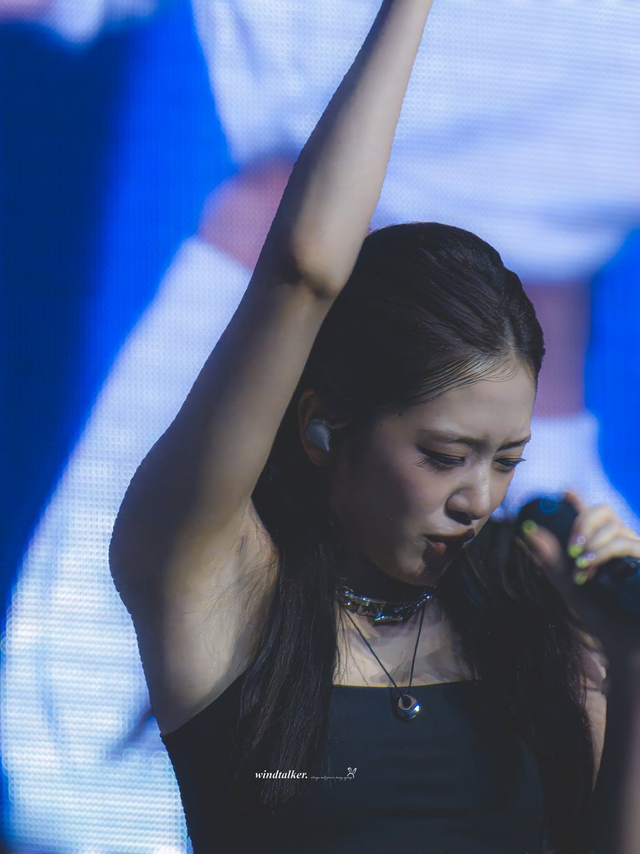 windtalker0831's tweet photo. 260616 MELBOURNE
💙
https://t.co/UAxxHWoI7G
#IVE #아이브 #유진 #안유진
#AnYuJin #Yujin
#SHOW_WHAT_I_AM
#SHOW_WHAT_I_AM_IN_MEL https://t.co/VSZEUPwXvO