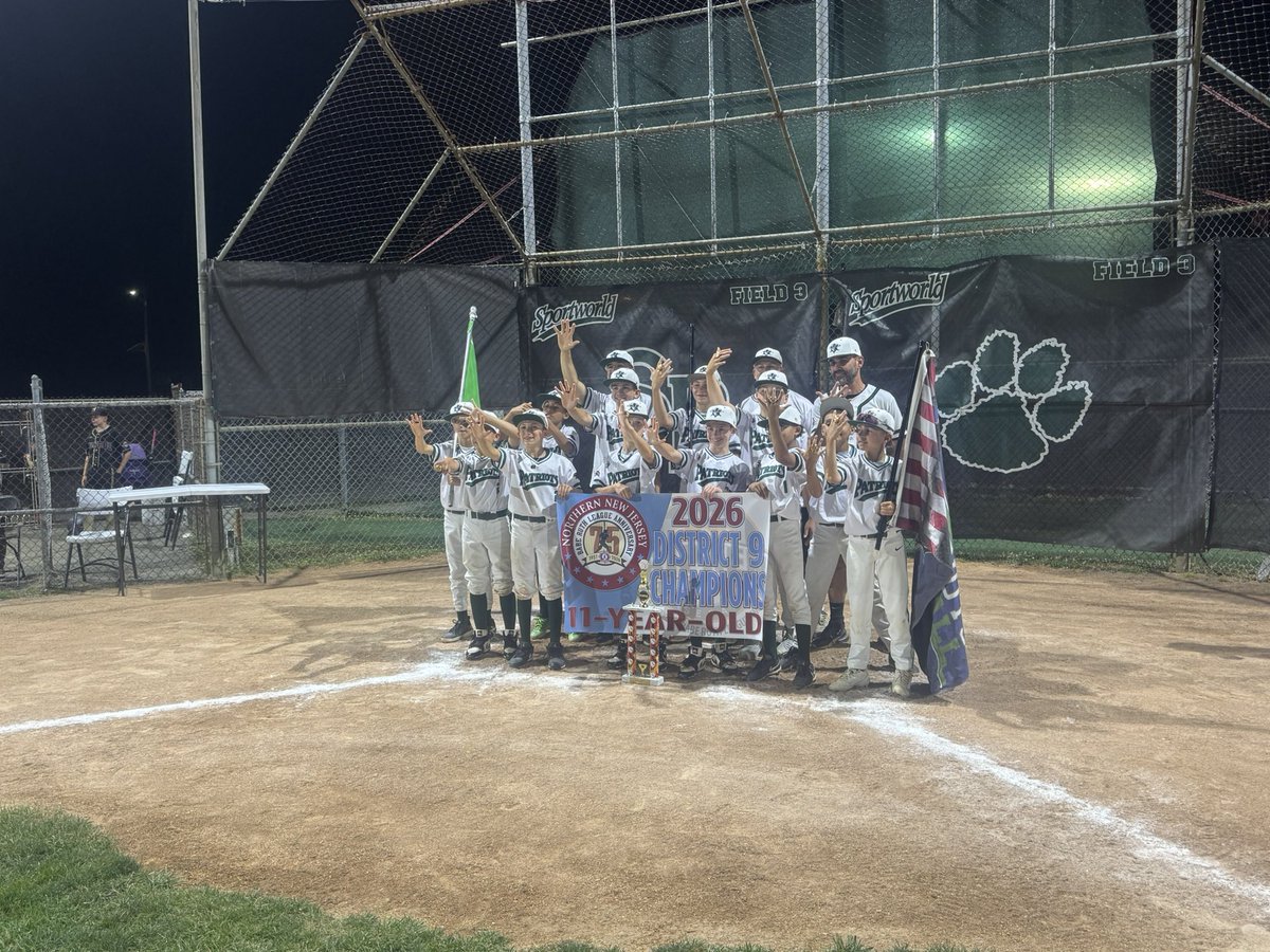ramblersdefense's tweet photo. 5 time district champs… Can’t thank the South Plainfield Patriot coaches enough for everything.  They believed Kole and made him the player he is. https://t.co/XB7kxl47pY