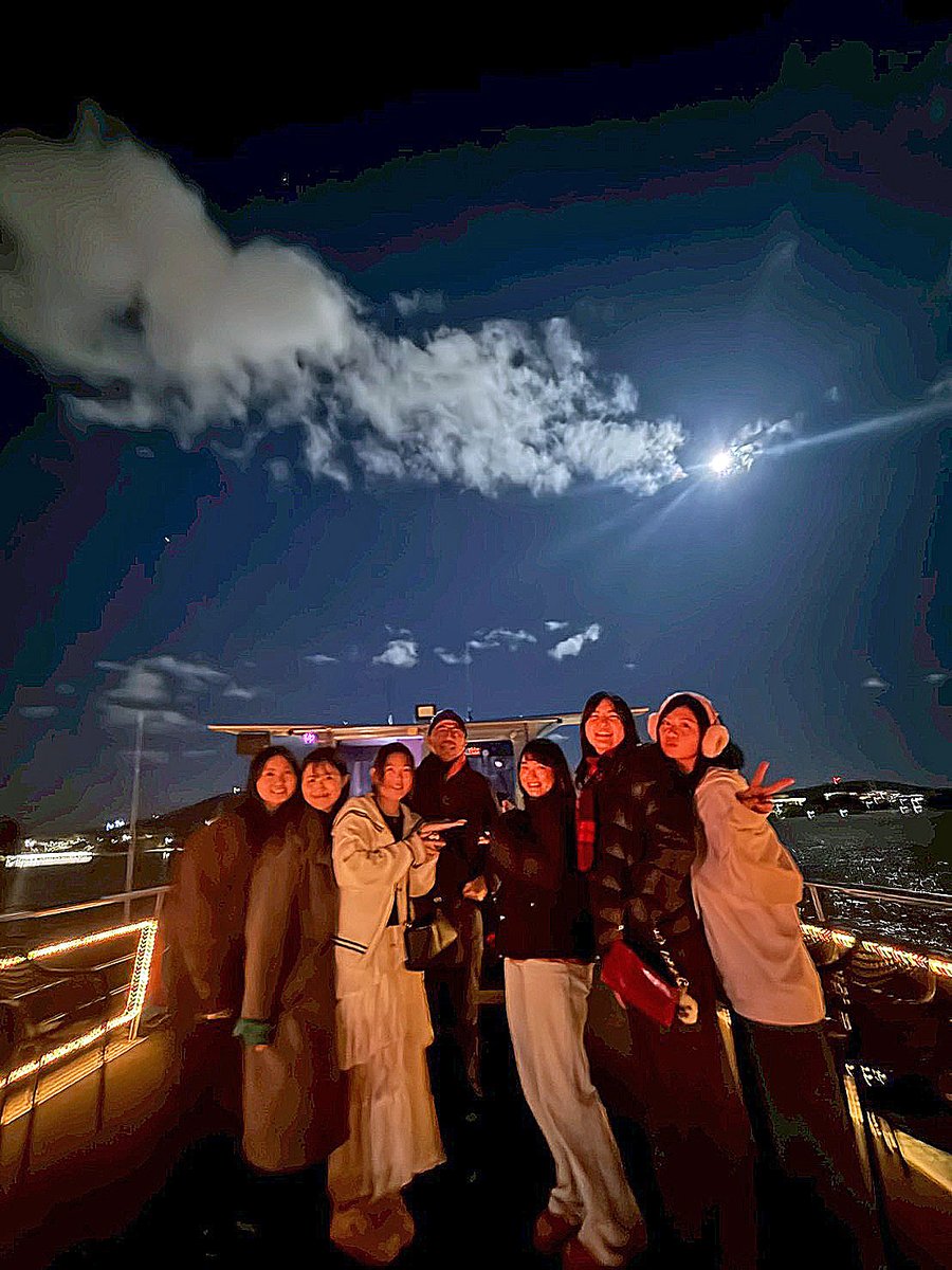 JPEmbassyAU's tweet photo. "Had a wonderful time joining the Tsukimi Cruise hosted by the #AJSACT, seeing the beautiful Blue🌑on the waters of Lake Burley Griffin. Enjoyed talking with Mr. @DaveSmithMP, #ANU exchange students from Japan and other attendees with a strong interest in 🇯🇵." - Amb Suzuki https://t.co/vcYgnmcScT