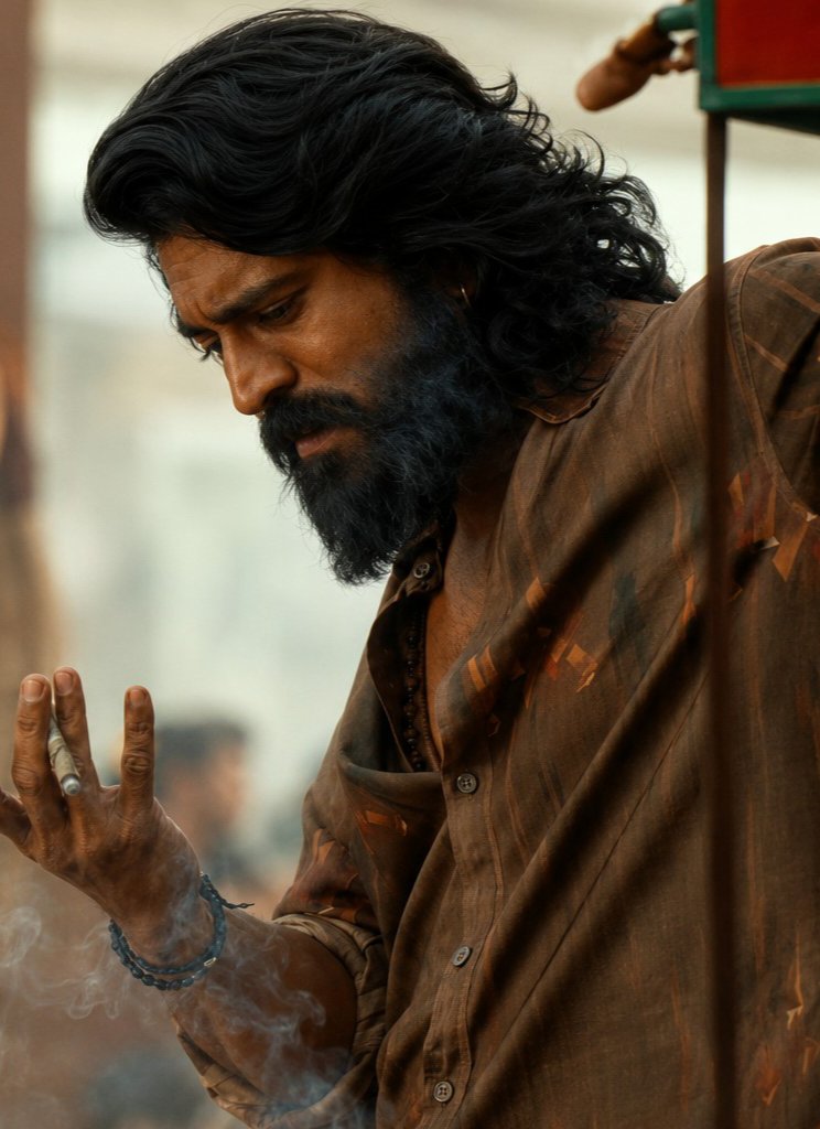 VizagTalkies_'s tweet photo. Narsipatnam Top Grossers 

#SankranthikiVasthunam 1.10 Cr (ATR) 
#RRR 98.53 Lakhs 
#Baahubali2 90.65 Lakhs
#Kalki2898AD 89.42 Lakhs 
#Pushpa2 84.77 Lakhs 
#AlaVaikunthapurramuloo 80.12 Lakhs
#Peddi 78,97,659/- 👌 (14 days and running)
#ManaShankaraVaraPrasadGaru 76.17 Lakhs 
#Devara 71.73 Lakhs

Mostly will end up near Top 3, Sensational regarding non-holiday season 💥👌🙏🏻