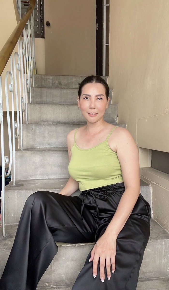 MieMie542770834's tweet photo. ก็แค่สาวแก่คนนึง 
#ชุมพร https://t.co/2136ENmWS8