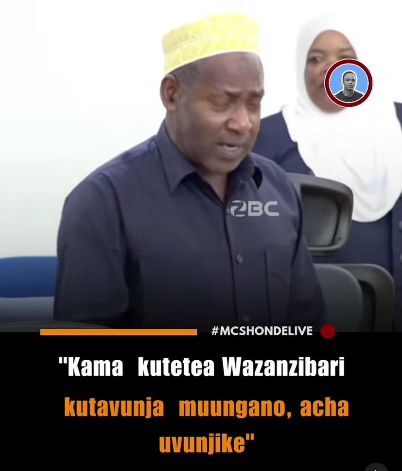 alphajosh5's tweet photo. Ukimuona samaki juu ya mnazi kawekwa huyo. https://t.co/jtZpRwIoYC
