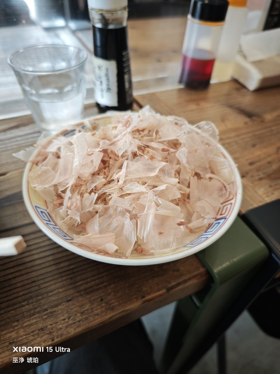 kohaku_kip_R33's tweet photo. また来ちゃったムコウガワ製麺所ｫｧｧ!!
この間は名物の塩で今日は醤油！
どっちも細かく書くと長いからアレやけど美味しいわ… https://t.co/VK3xwomCkq