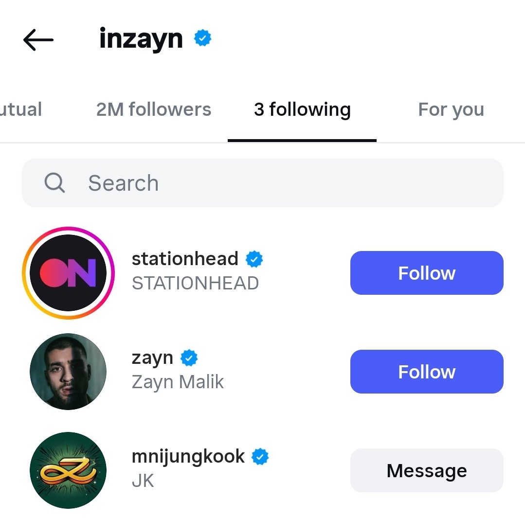 koovarbie's tweet photo. ZAYN MALIK's TEAM ACCOUNT FOLLOWED JUNGKOOK ????? https://t.co/4iPDUjxnDY