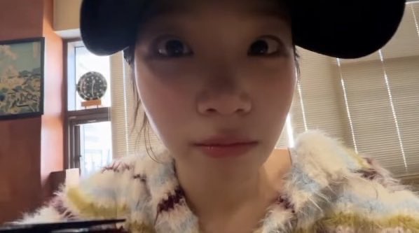 81_codnjs's tweet photo. 채원아 너무 보고싶네 https://t.co/kkU2EoJiHU