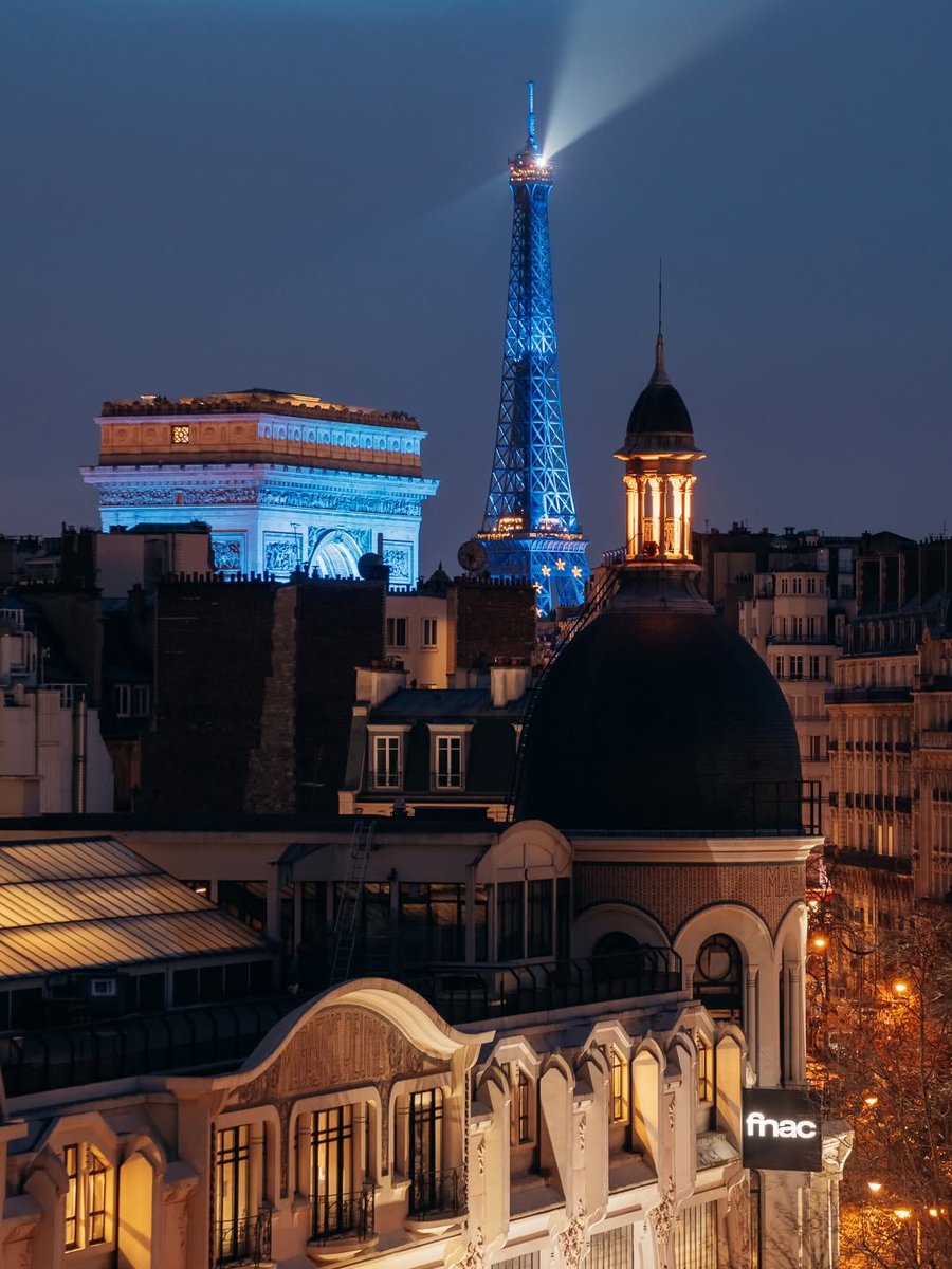 beautyexplorer0's tweet photo. Paris, France 🇫🇷 https://t.co/fedLTqU4Ro