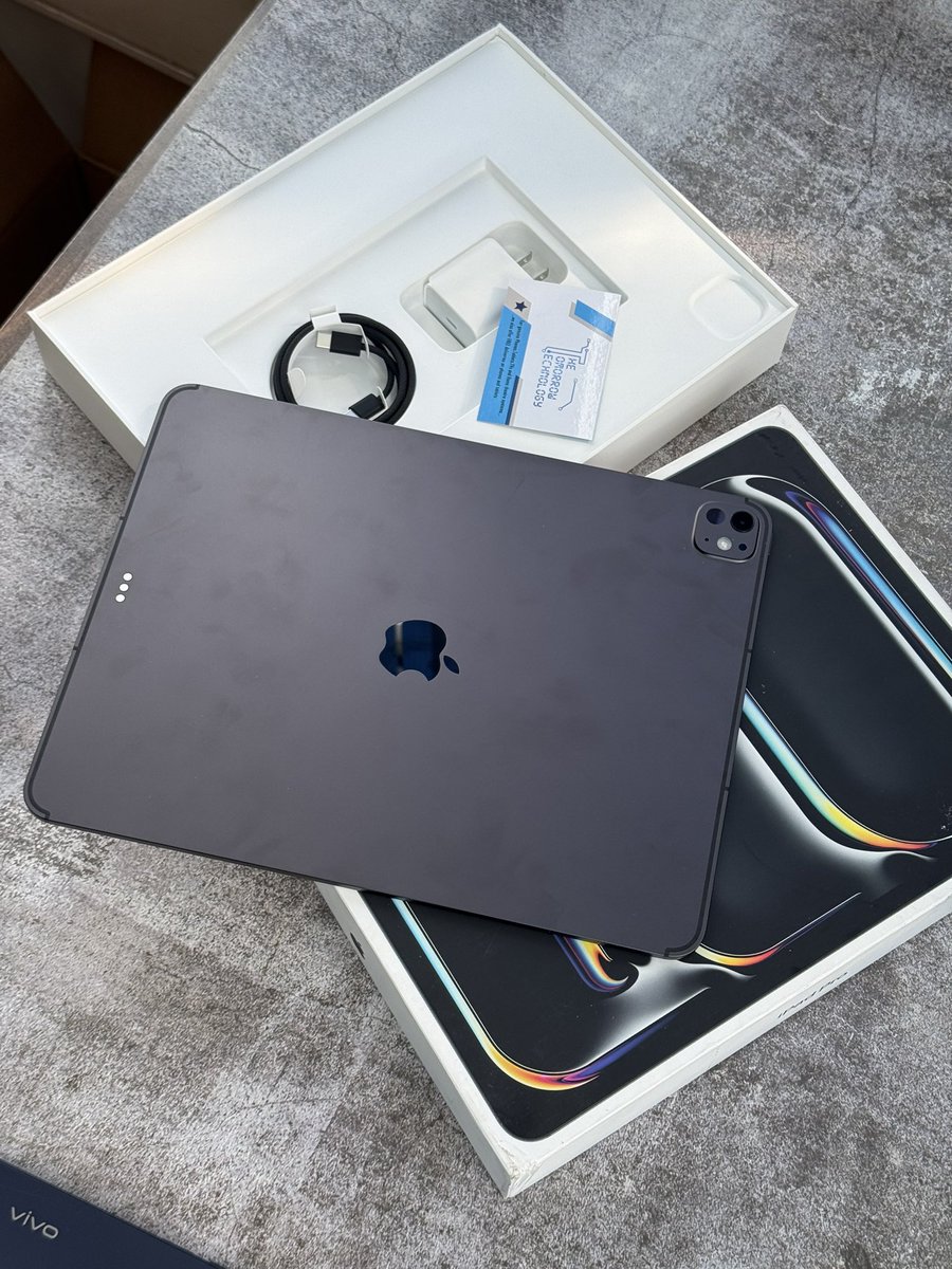 TheTomorrowTech's tweet photo. 💻 Apple iPad Pro 13” M5 (1TB) — Ultimate Power, Infinite Possibilities 🔥
💰 @Ksh.250,000
0705596611

#MainaAndKingangi @ItsMainaKageni @Classic105Kenya https://t.co/3tQeG2J6Ml