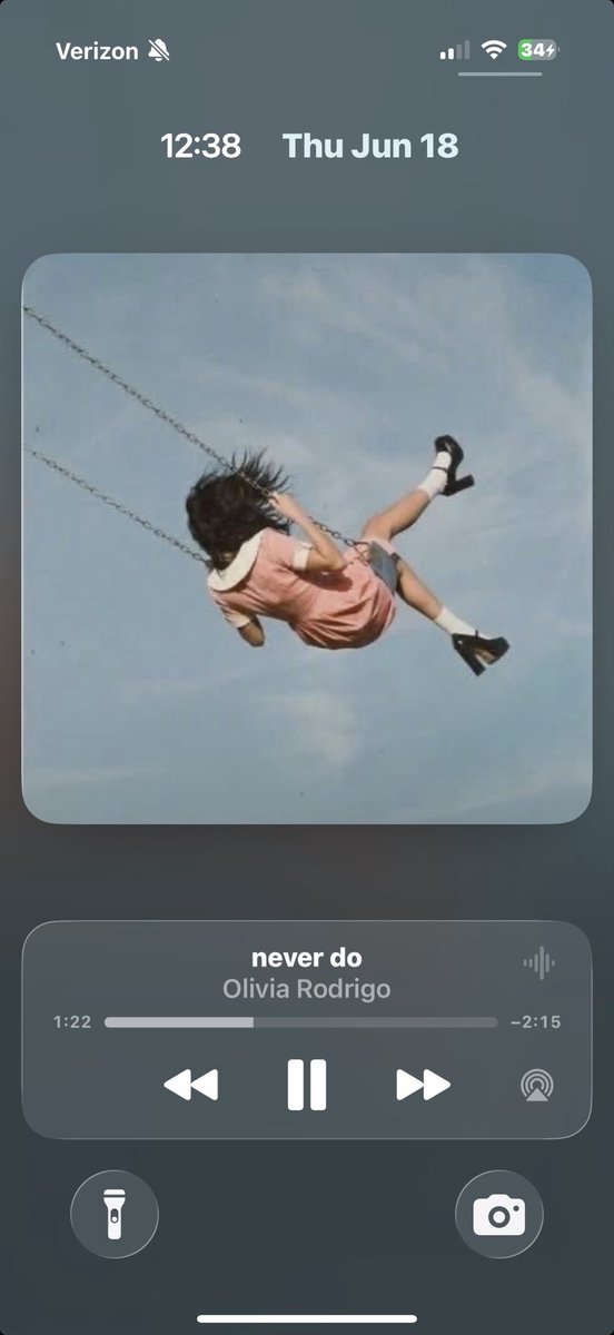 unt0uchabletv's tweet photo. this is highkey the best ballad on you seem pretty sad for a girl so in love https://t.co/MdmLdIkO3b