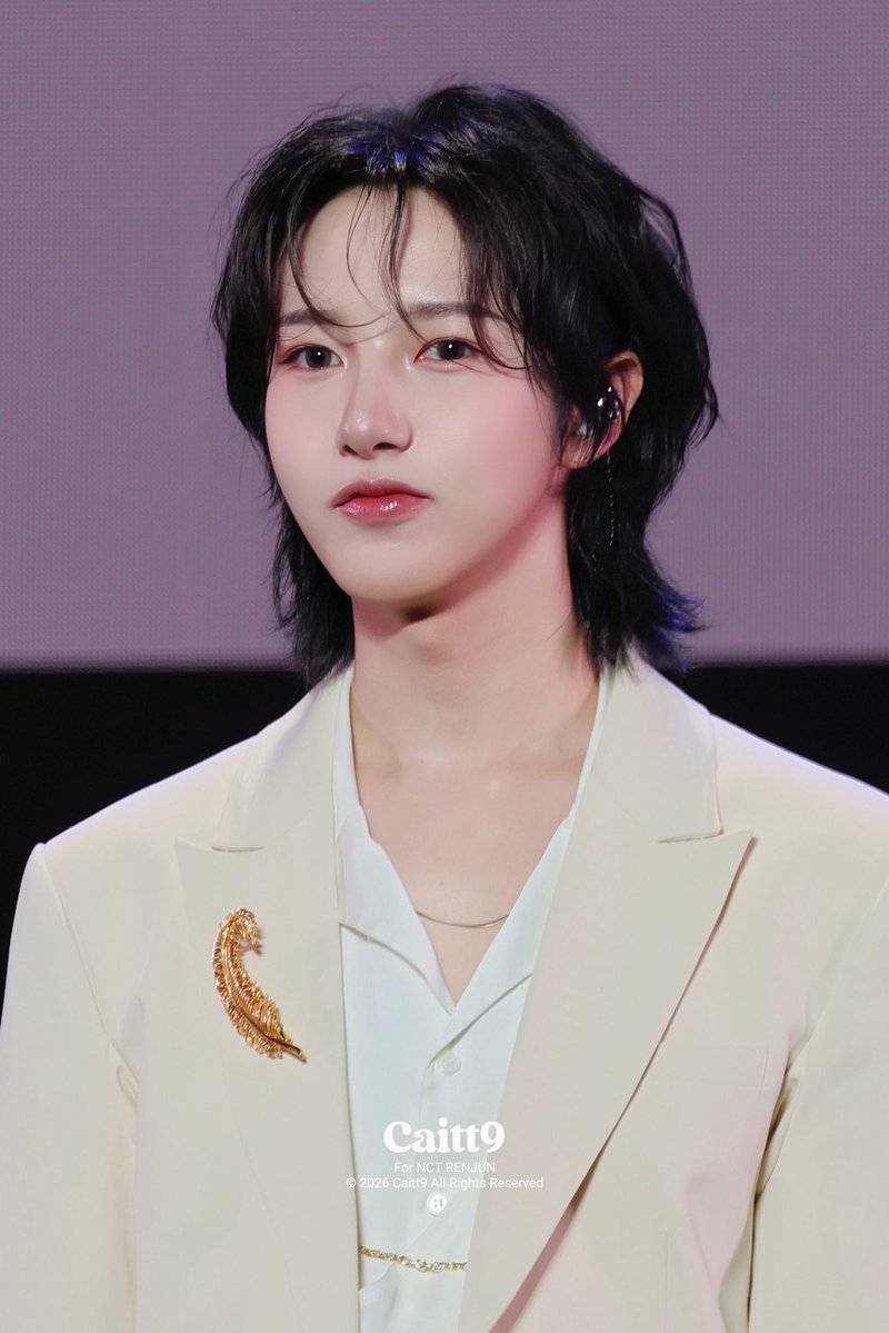 Injeolmi_3237's tweet photo. 런쥔이 입술이 너무 이쁘고 촉촉해보여 🫦 https://t.co/9HWgcrTDOC