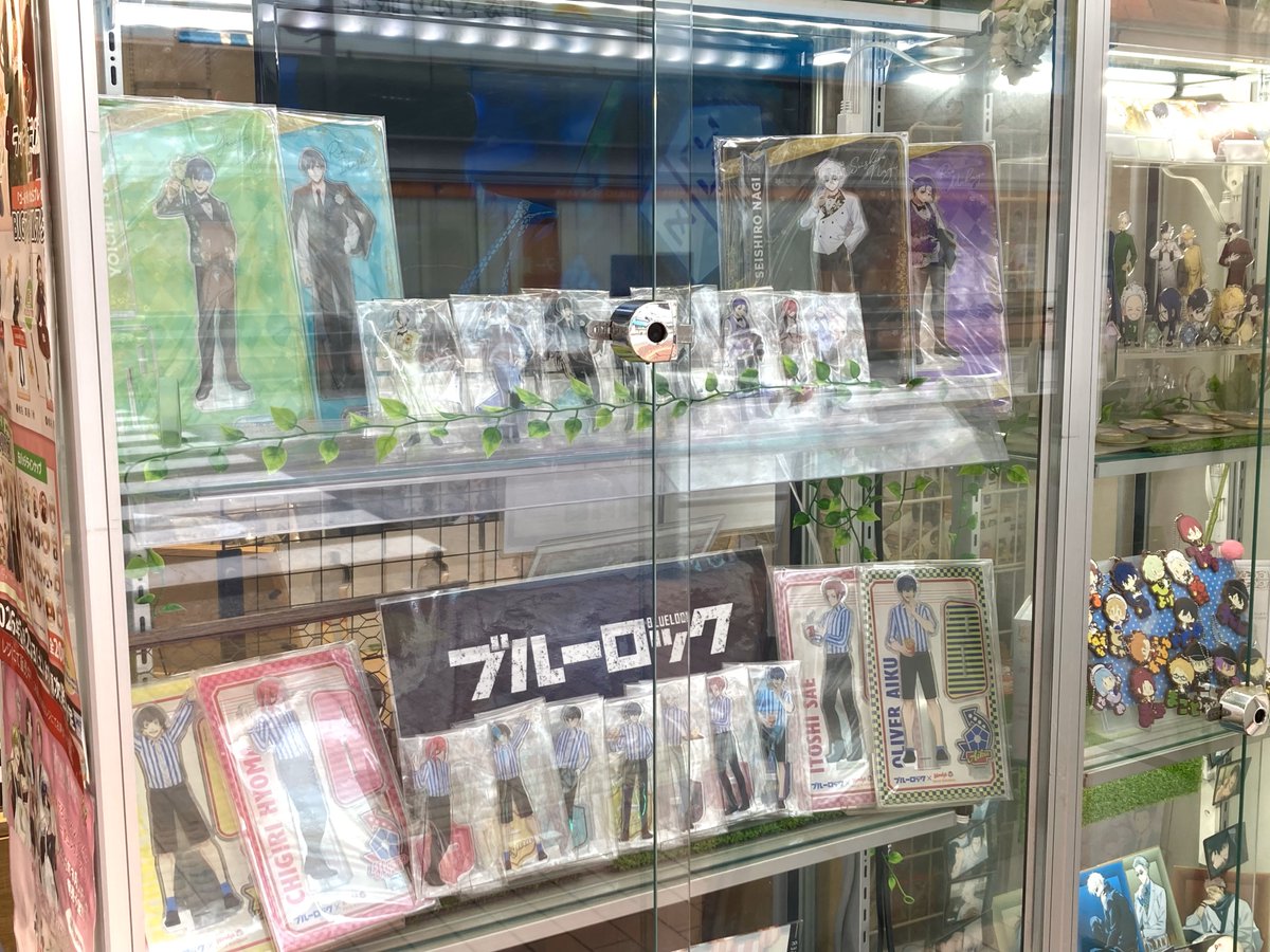 グッズ情報】 【アニメガ×ソフマップ池袋店】では 店頭に話題のグッズ