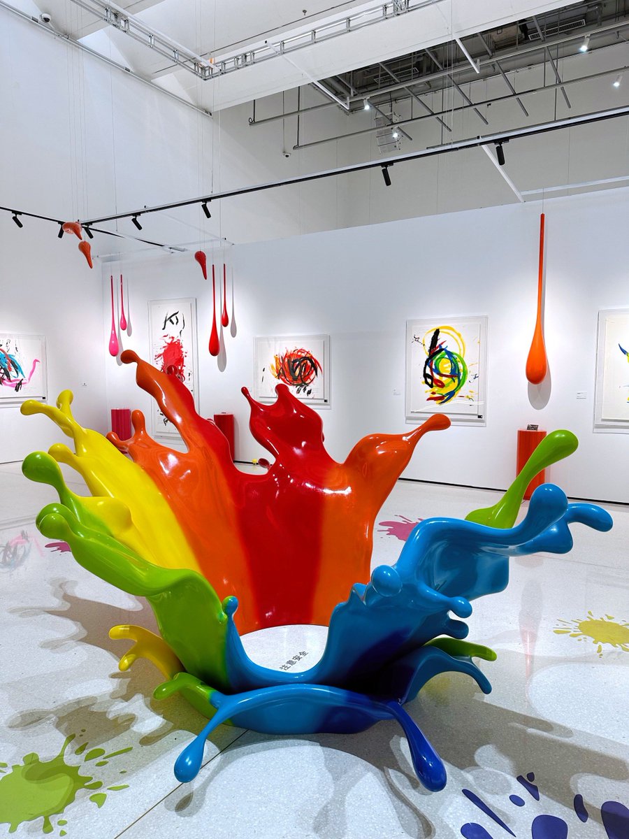 Alex36815811's tweet photo. Immerse in vibrant abstract art at our pop-up exhibit this weekend—free entry, live music, and hand-sticker takeaways! Tag your art crew https://t.co/VaXnNAXAkf