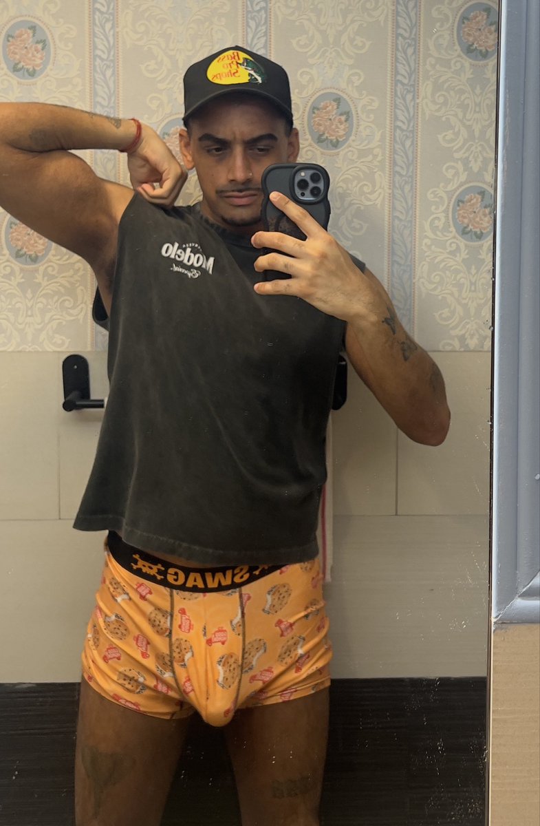 topsxde's tweet photo. xx https://t.co/UEPYVdRNQ5