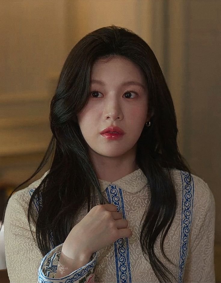 NargleInAFez's tweet photo. #GoYounJung https://t.co/GzhP6y0nNz