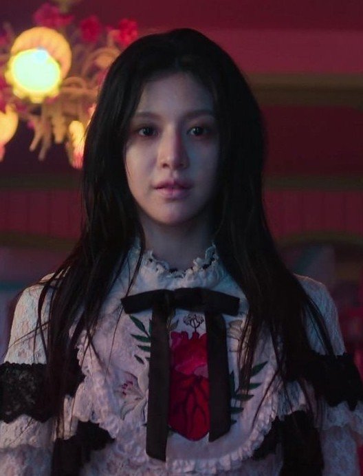 NargleInAFez's tweet photo. #GoYounJung https://t.co/GzhP6y0nNz