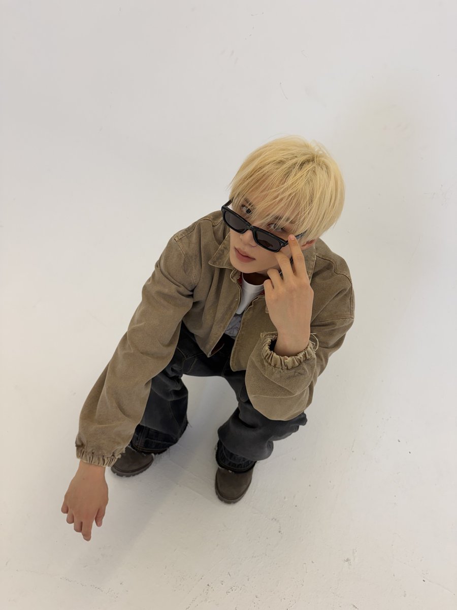 ALD1_official's tweet photo. 더블러버스 많은 사랑 부탁드립니다😎🫰

#ALPHADRIVEONE #ALD1
#알파드라이브원
#JUNSEO #준서 https://t.co/2ExVA7PChu
