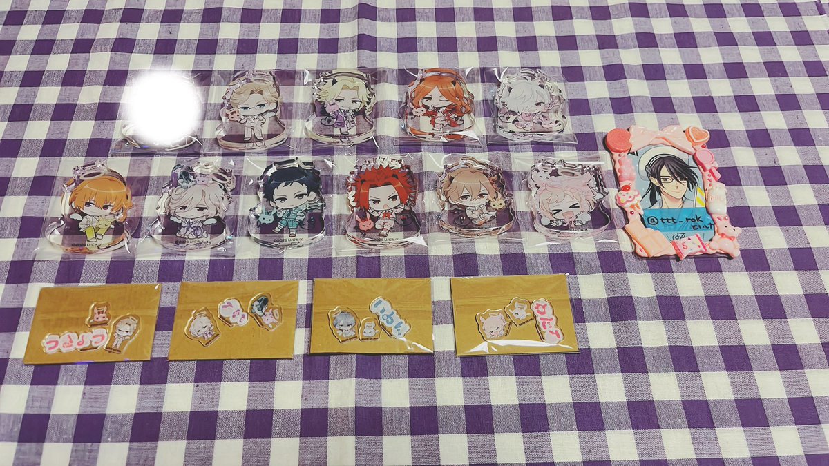 ttt_rok's tweet photo. 【交換】 BROTHERS CONFLICT ブラコン キャラウムカフェ アクブロ ミニキャラパーツ コースター クリアカード 特典カード

譲 → 雅臣 右京 要 光 椿 棗 琉生 昴 侑介 風斗 弥

求 → 梓 コースター祈織1（友人分）

お気軽にお声掛けください！ https://t.co/6Xi6UmnMQx