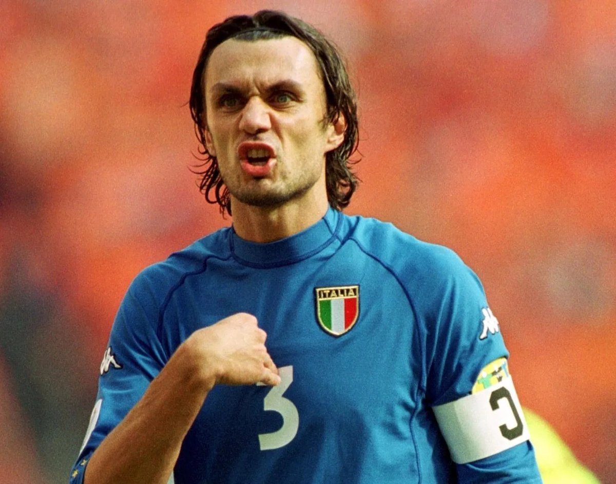 sepakbolatribun's tweet photo. 🗣️ Paolo Maldini kepada RadioSerieA:

“Piala Dunia 2006? tidak, saya tidak punya penyesalan. Saya sudah bermain di empat edisi Piala Dunia. Saya merasa kesulitan menjalani jadwal padatantara liga dan kompetisi piala, jadi saya ingin menjaga kondisi saya di tahun-tahun terakhir karier dan tidak ingin menjadi beban bagi tim.

Selain itu, saya juga sudah menolak tampil di Euro 2004, jadi rasanya tidak tepat jika saya kembali untuk Piala Dunia 2006.

Lagi pula, kalau saya ikut saat itu, mungkin saja kami tidak akan menjadi juara.”

Paolo Maldini saat ditanyakan tentang penyesalan tidak bermain di Piala Dunia 2006.