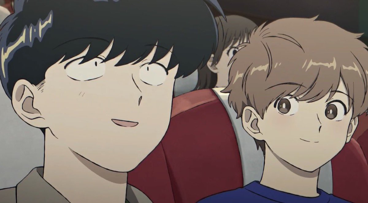 escuchandoskz's tweet photo. en el plazo de un episodio hirose rompio con su novia, le pidio el numero a nakamura, lo invito al cine, le regalo un llavero, se sonrojo por sus palabras, y aun asi hay gente con la idea de que es hetero y no se esta enamorando, acaso estamos viendo la misma serie? https://t.co/aTHXIk4N3e