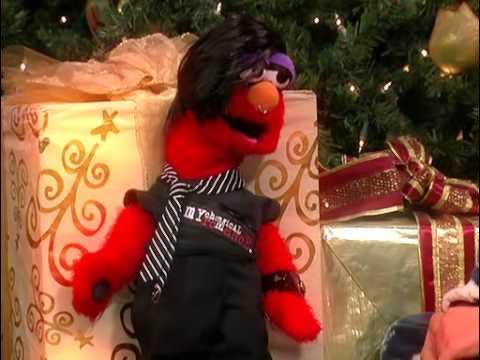 nicaaasio's tweet photo. @AbrahamZermeoZ1 Elmo emo? https://t.co/zEDWjlB3Qj