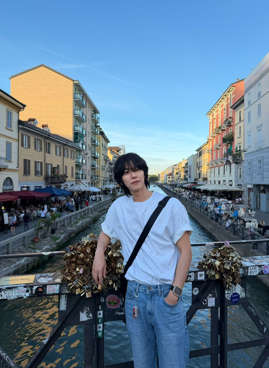 M_jihu's tweet photo. 아름답다 말만 나오는 milano🇮🇹 https://t.co/R7brO1QYOm