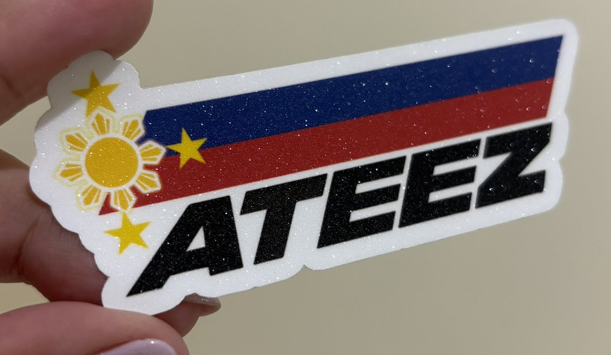 blazing_anya's tweet photo. one of my fave freebies from IYF MNL !! idk who made this but thank you❣️

if u know kanino galing pls tag hihi https://t.co/R69a8p69oi