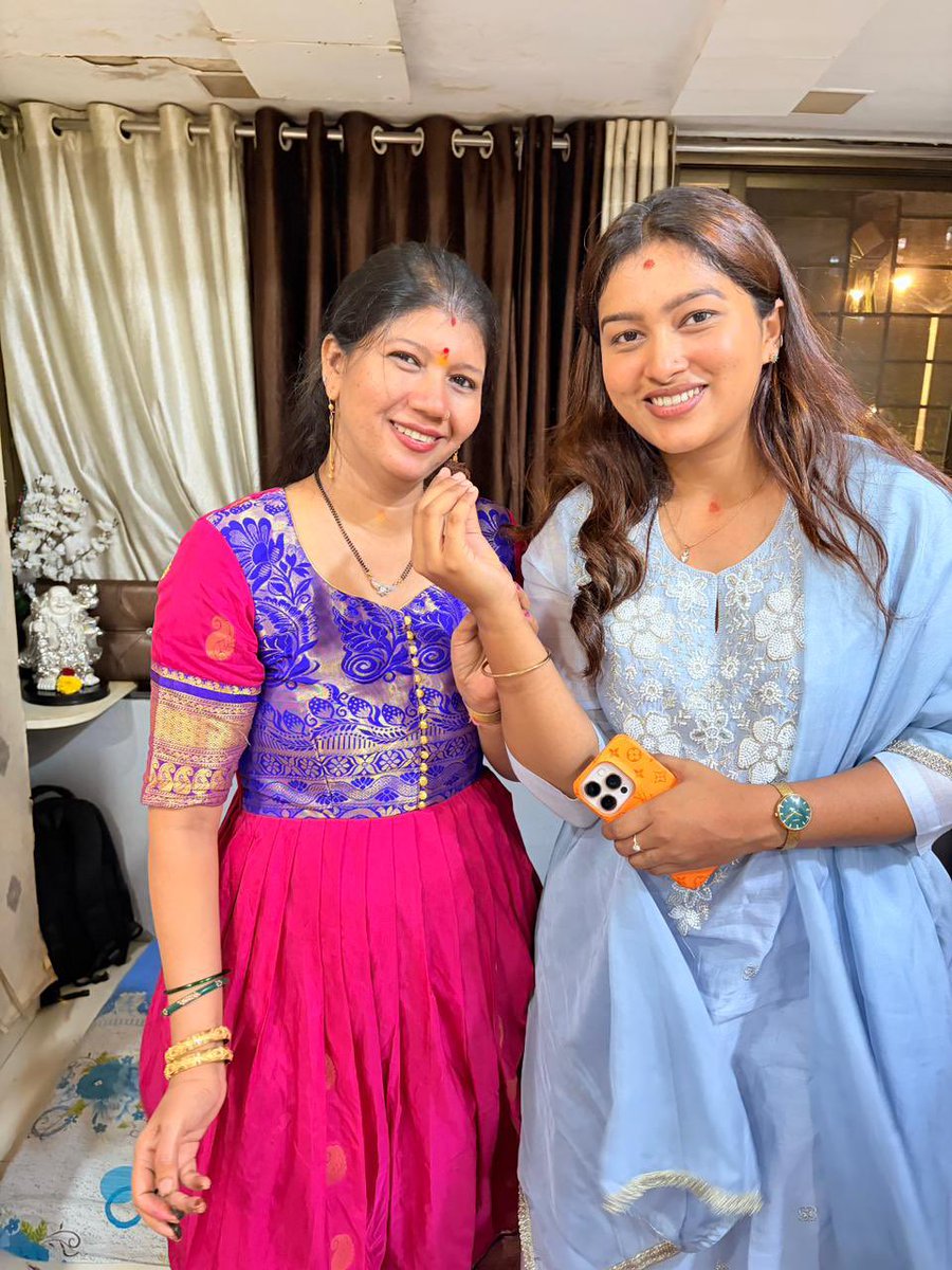 akanksha_virkar's tweet photo. श्रद्धा सावंत यांचा वाढदिवस साजरा करण्यात आला. या विशेष प्रसंगी त्यांना उत्तम आरोग्य, सुख, समृद्धी आणि भविष्यासाठी मनःपूर्वक शुभेच्छा देण्यात आल्या.
#happybirthday #communityconnect #shraddhasawant #akankshavirkar https://t.co/P5IwgCjz67