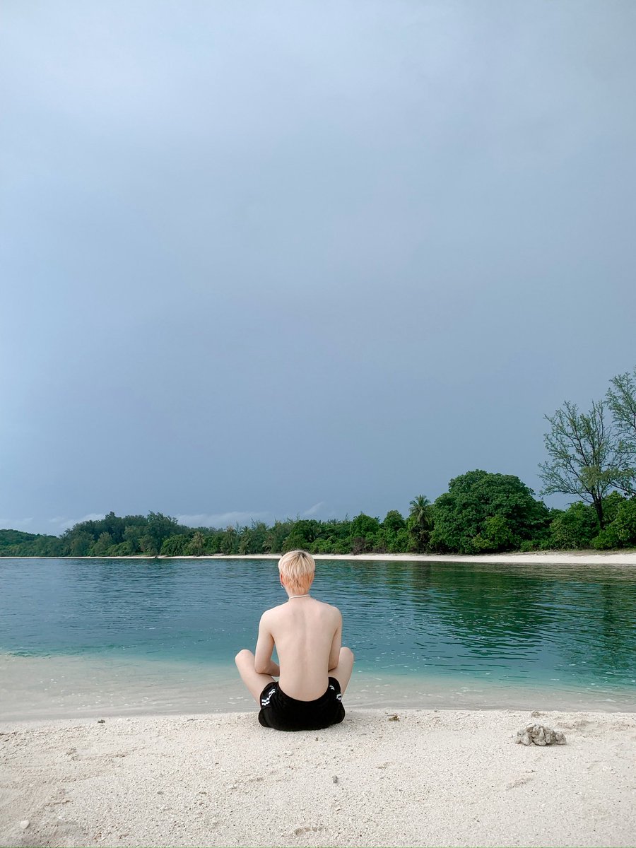 Oxoxla's tweet photo. 🌊🫂 https://t.co/NhVMQI4aVU