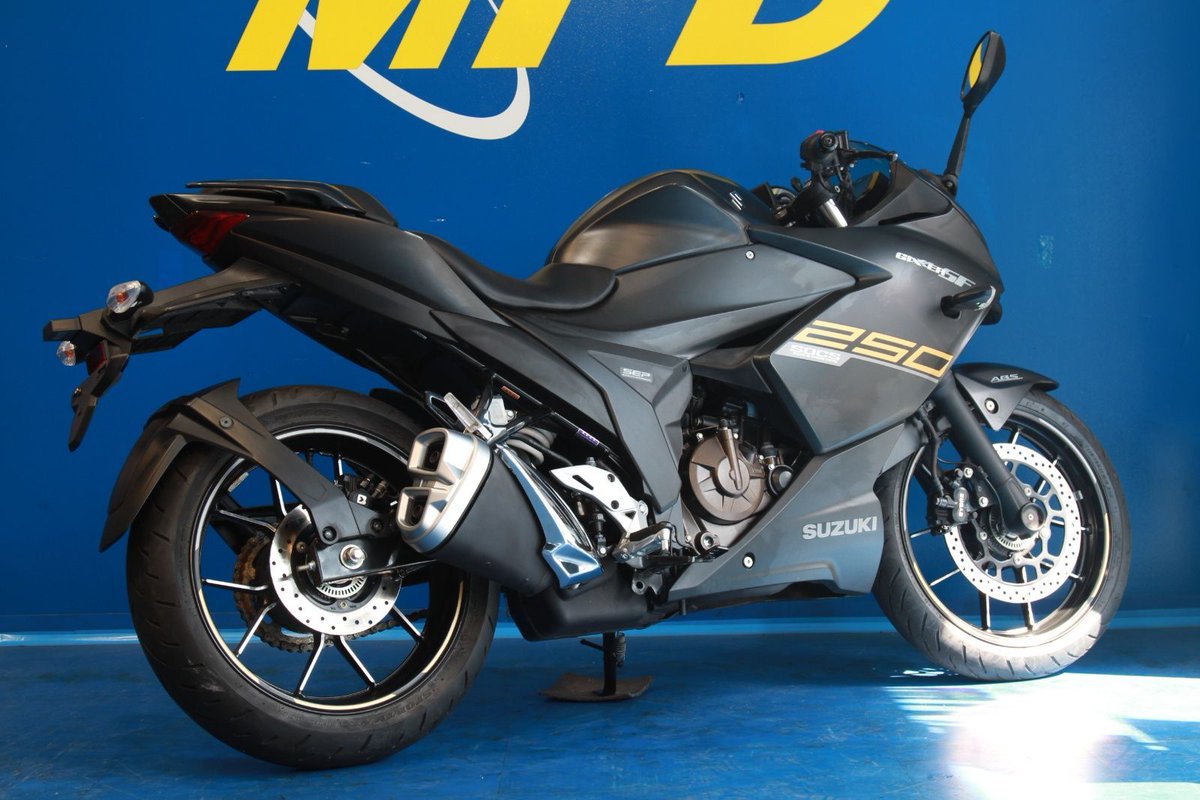 ?中古車入荷?】 SUZUKI ジクサーSF250 マットブラック 