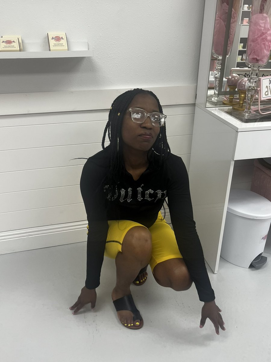 LikeNobodyBenis's tweet photo. It Must Be Something In The Water That Got You Acting Different Now🖤 https://t.co/JhdtqEznuY