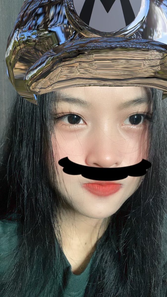 catsmvm's tweet photo. the face.                        the dm. https://t.co/oqbpTwYOys