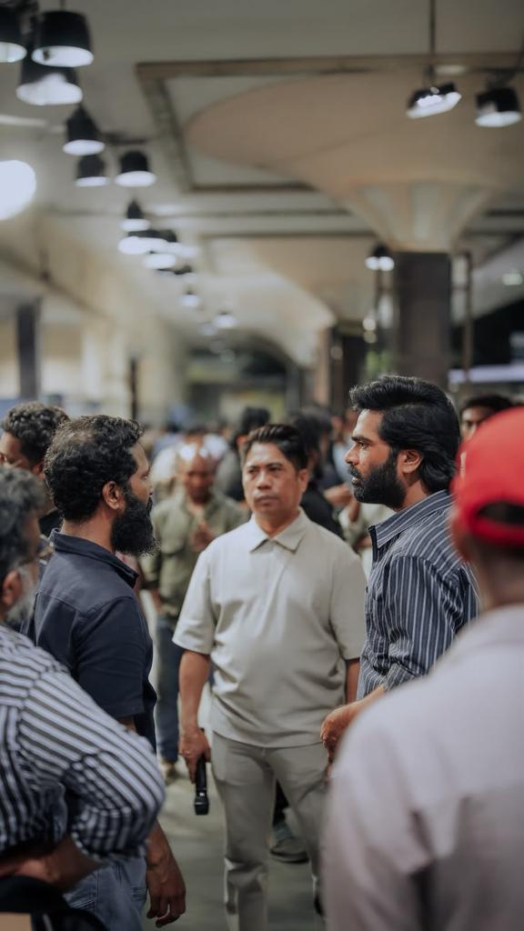 ToouringTalkies's tweet photo. Filming in progress for a power-packed action sequence from #Arasan 🔥

@SilambarasanTR_ #VetriMaaran @VijaySethuOffl @thondankani @anirudhofficial @theVcreations #SilambarasanTR @iYogiBabu @VelrajR @RIAZtheboss @prosathish @Arasanfilm_ https://t.co/9f8MLUOvVJ