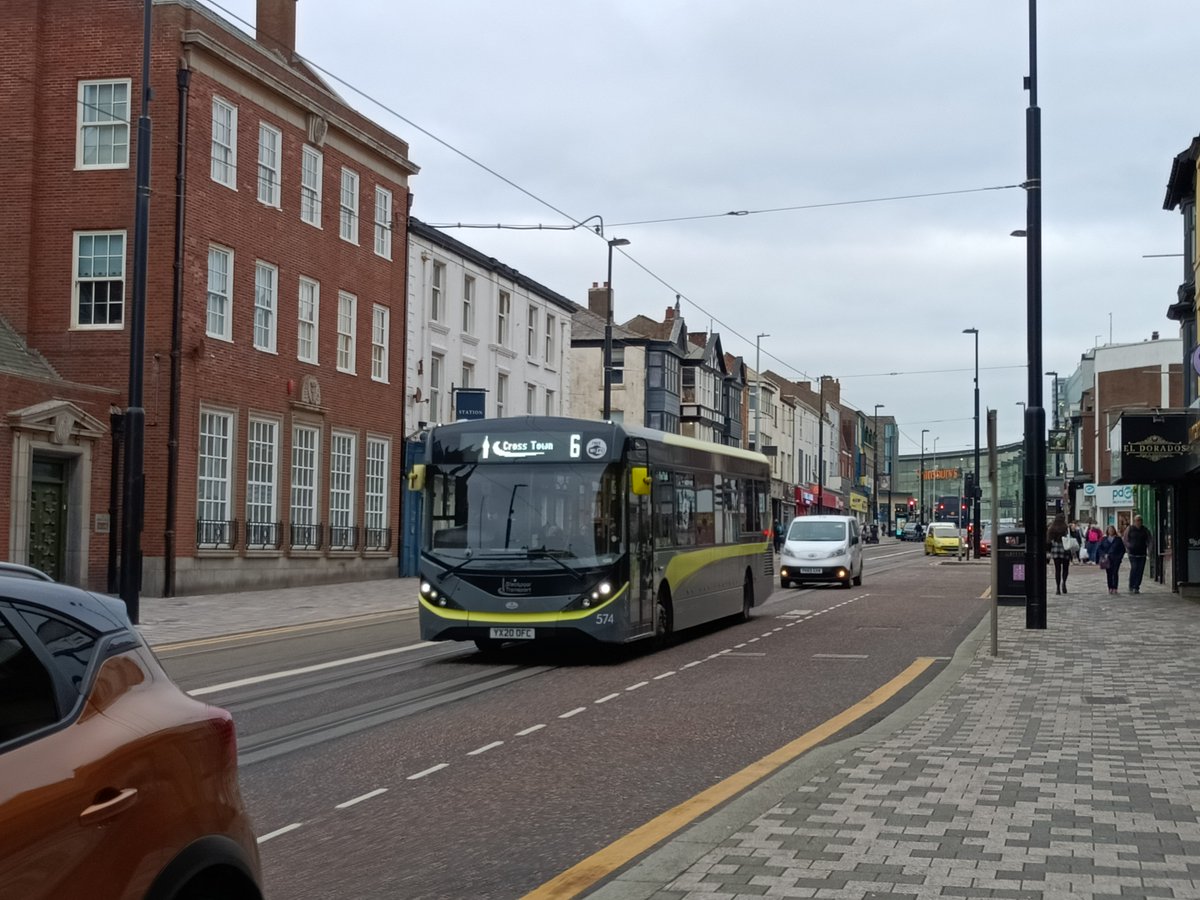 BPL_Transport's tweet photo. Morning! 🚍🚊
Our services are running well today.

You can plan your journey or check the latest service updates here 👉https://t.co/Gt684BQw13 https://t.co/5A4KXvoSa8