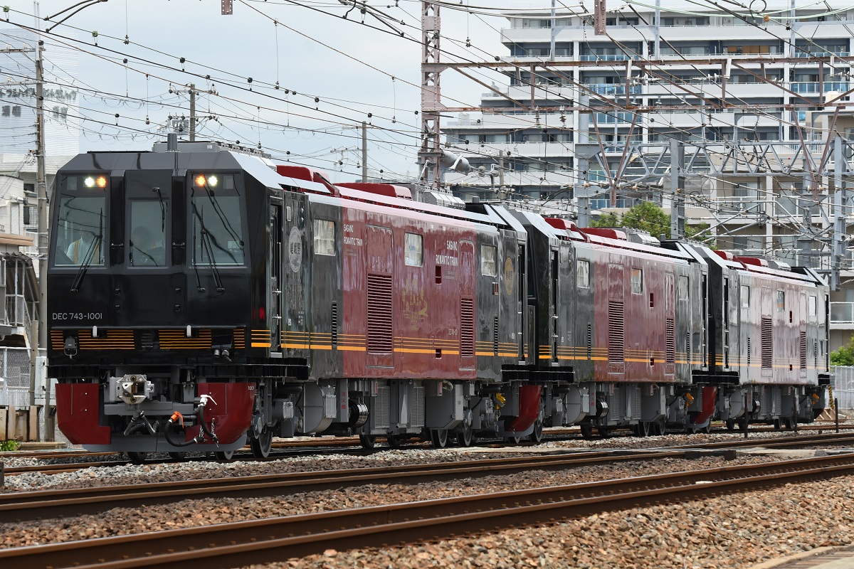 2026/6/18/ 嵯峨野観光鉄道DEC743-1001+DEC743-7+DEC743-8 近畿車輛