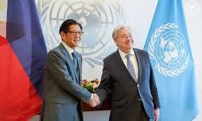 BernsLumen's tweet photo. @mfa_russia @bongbongmarcos Mr. Pres. Vladimir Putin, Pres. Marcos Jr. is betraying you. After you sued the ICC Judges and want them shut down, He has even managed to give the ICC Judges €65B every year. He wants you to go to Jail like your friend Duterte in ICC. Feed him to your Tigers. Philippines 🇵🇭. https://t.co/GHP69lp2tM