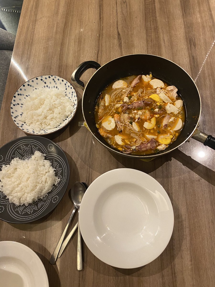 user3107031203's tweet photo. tomyum dinasiin🤣 https://t.co/gj23TnfMix