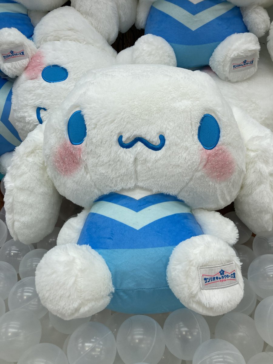 Taito_Gameworld's tweet photo. 【新景品】  
シナモロール キャラクター大賞2026超超BIGぬい    

ふわふわな手触りの、BIGなシナモンが登場！  
1階のプライズコーナーでお待ちしております！
 #タイトー #タイステ #新宿南口 #サンリオ https://t.co/vLw96cFMMM