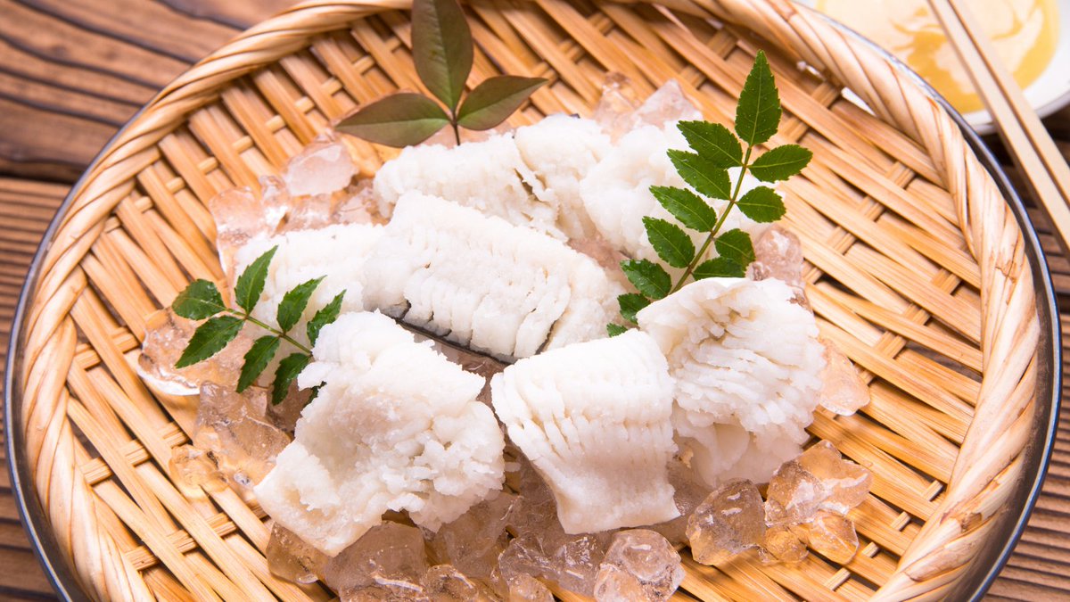 cocokarach's tweet photo. ＼今日の薬膳／🌿
身近な食材で、カラダをととのえるヒントを✨
第146回は「ハモ」🐟

ハモは、脾胃を補いながら余分な水分を排出する働きがあるとされる食材🐼

むくみ、疲れにも◎
#今日の薬膳 　#体質ケア 　＃ハモ https://t.co/JaT5WUrEFU