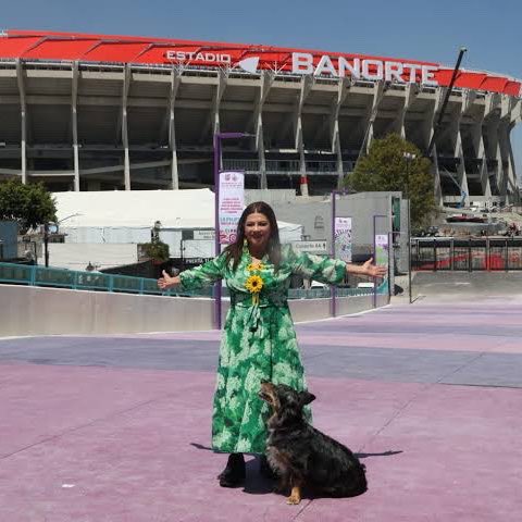 YoAmoaLaCiencia's tweet photo. ¿Confías en que el gobierno del Brugada está protegiendo a los gatos del Estadio Azteca?

Exigimos evidencia sobre el estado en que se encuentran los gatos que viven en este estadio.

Y la Agencia de Atención Animal, solo nos comparte una foto de un gato desde lejos del estadio… 

¿Te es suficiente? ¿Les crees que el resto de los gatos están bien porque la dependencia que dirige Ana Villagrán lo afirma?