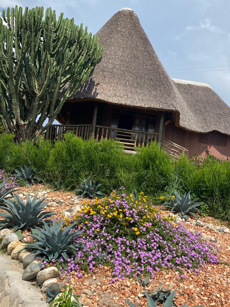 Engoobetours's tweet photo. Join us for community tourism to 
Exprience uganda the pearl of Africa.
Take alook! https://t.co/sXbw46OhSg