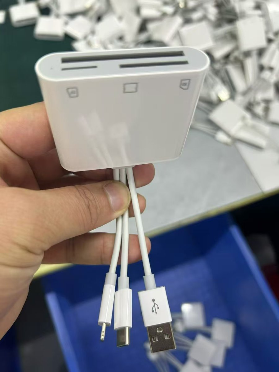 zhideliotg's tweet photo. USB/Type-C/Lightning 3-in-1 Card Reader

Supports TF+SD dual card reading, high-speed transfer between multiple devices

Suitable for photo export/video editing/office backup 💻 Stable, durable, and uninterrupted connection

#sdcardreader #tfcardreader #typeccardreader https://t.co/iTBU6RfGso