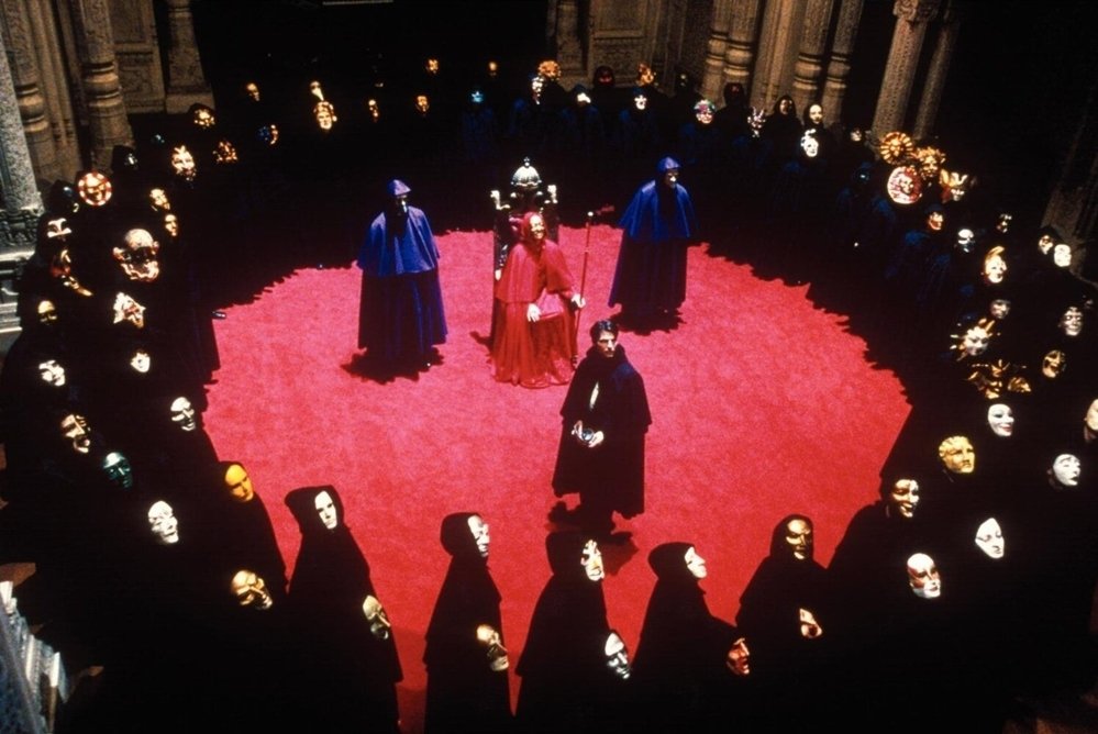big_business_'s tweet photo. Real life Eyes Wide Shut happening https://t.co/QDU7SBfReA