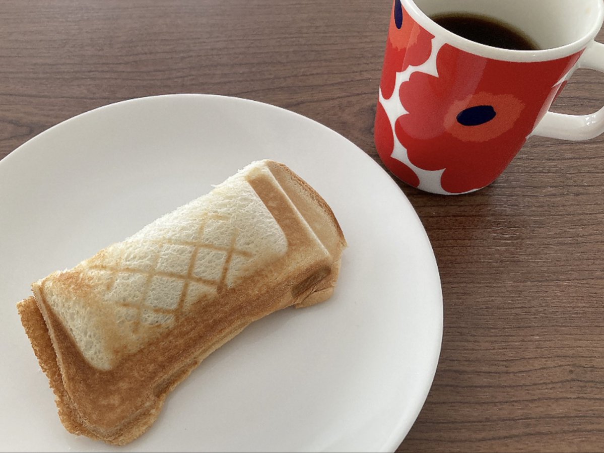 attacocoa5's tweet photo. 遅めの昼ごはん☕︎

久しぶりに
1人で、ほっ。とできてうれしい。

もう、幼稚園のお迎えだけど🚗

#再登校 https://t.co/iybg8HI3V0