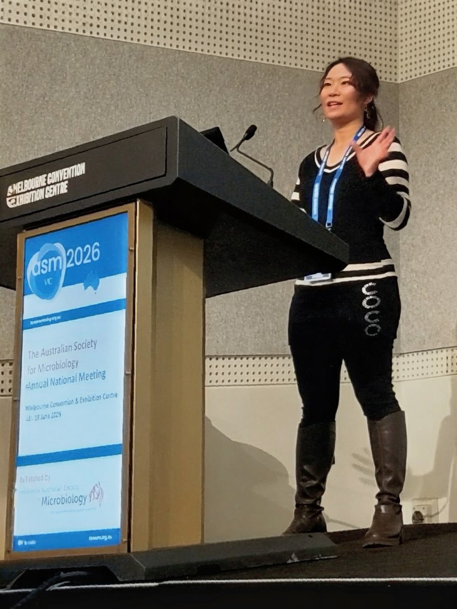 scientist_mum's tweet photo. Pleasure to deliver a talk at the Australian Society for Microbiology CliniCon, Melbourne on my work in applying #music as a non-traditional & effective tool for education, community engagement & sharing #research knowledge.
@AUSSOCMIC CliniCon #scicomm #rinawong #DrRina https://t.co/KxhyASTgaq