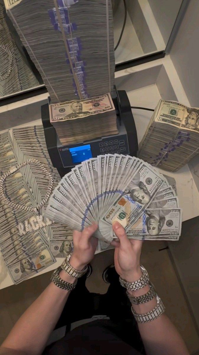 ThePreserverofU's tweet photo. 16 THINGS TO SELL IF YOU WANT TO BECOME SUPER RICH: https://t.co/WL7yMZVvvN