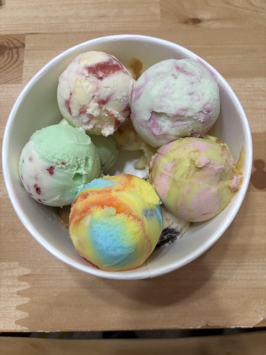 O2PeEEbRv3z15RB's tweet photo. 美味しそう🍦 https://t.co/068PwKTZfC