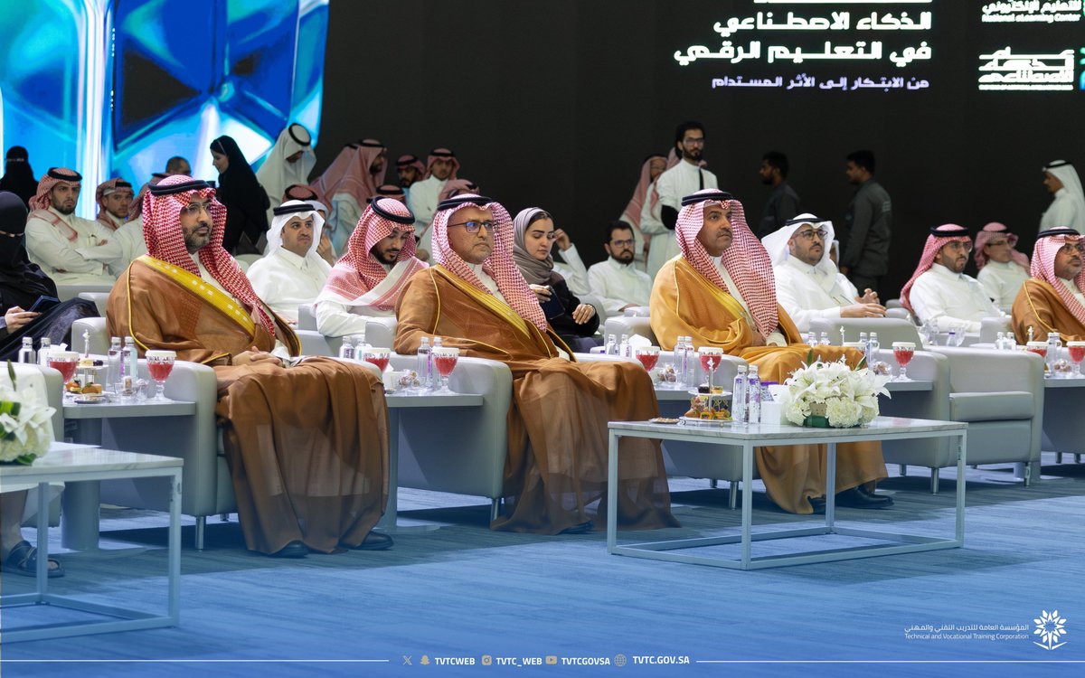 التدريب التقني tweet media
