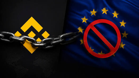 realcryptoboost's tweet photo. Binance, première porte d'entrée crypto d'Europe va être éjectée de l'UE au 1er juillet. Et ça ne m'étonne même plus.

Rejet de sa licence en Grèce, la France comme dernier recours avant la sortie du marché européen.

Le motif présumé selon @gregory_raymond : les stablecoins gênent l'euro numérique. Couper la porte d'entrée pour pousser les gens vers la monnaie de la BCE (la blague 🙃)

Regarde le schéma, c'est toujours le même 🔽

Le web est né en Europe, au CERN, en 1989. Maintenant cite-moi 5 géants du web européens. Tu ne peux pas. Google, Apple, Meta, Amazon, Microsoft. Toutes américaines. Les 7 Magnifiques : sept entreprises, zéro européenne.

L'Europe a inventé la technologie. Les autres ont encaissé les milliers de milliards.

La blockchain ? Même histoire. Elle a explosé partout dans le monde pendant que l'Europe écrivait des règlements. Zéro acteur majeur européen.

Le seul réflexe ici, face à l'innovation, c'est contrôler et taxer. Jamais bâtir. Jamais laisser grandir assez longtemps pour que la valeur reste sur le sol européen.

On forme les meilleurs ingénieurs du monde. Et on les regarde partir construire ailleurs ce qu'on les a empêchés de faire ici.

Moi je n'attends plus rien de ce continent sur le plan de l'innovation. J'ai arrêté de demander la permission. Mon capital est sur des réseaux que personne ne peut fermer par décret.

Les uns attendent que Bruxelles autorise l'avenir. Les autres ont compris que l'avenir ne demande pas d'autorisation.