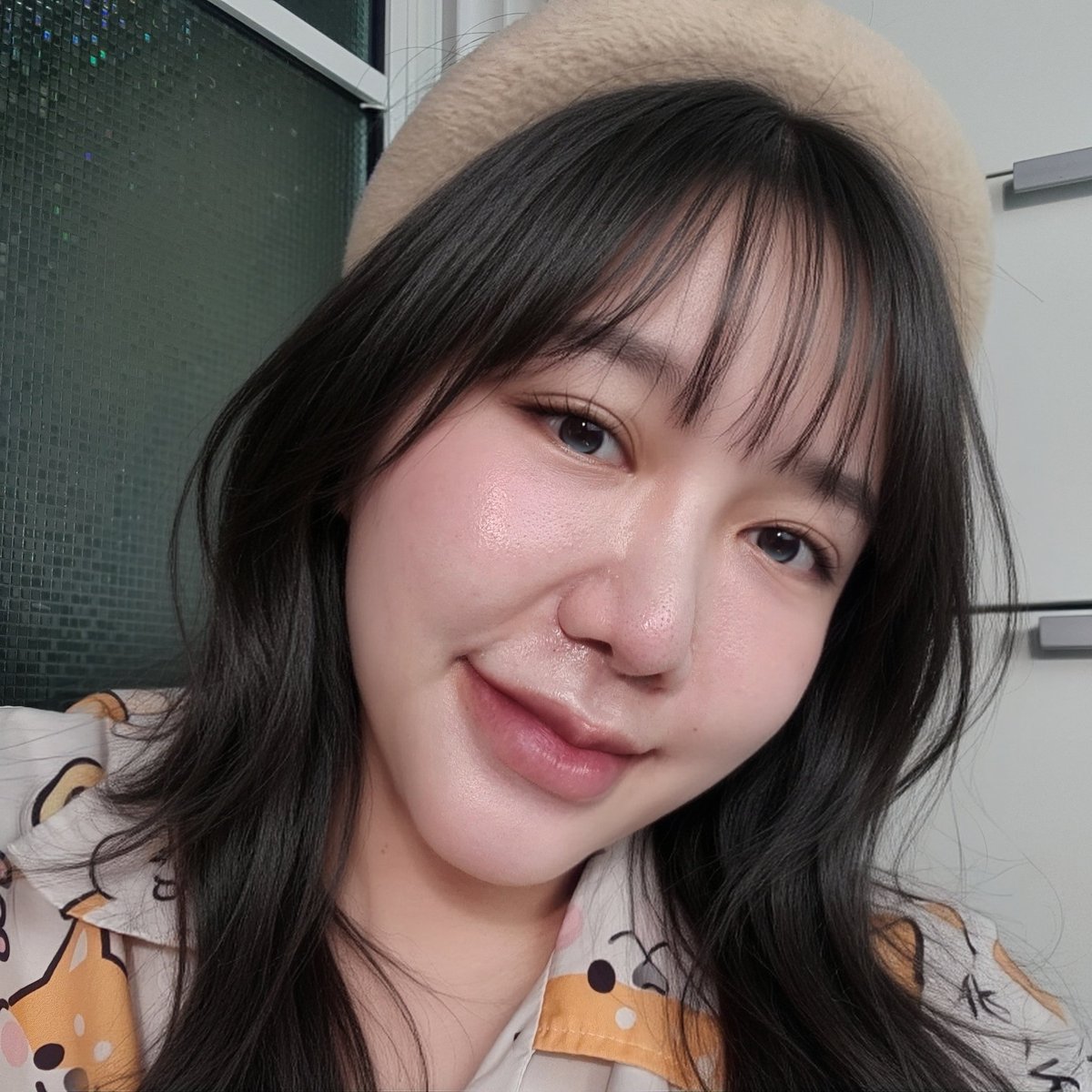 KaofangArea's tweet photo. ซื้อซ้ำวนไป กันแดดกันฝุ่นครบจบต้องยกให้ HER HYNESS
-MARSHMALLOW RADIANCE C
SUNSCREEN SPF50+ PA++++ เนื้อน้ำ บางเบา เกลี่ยง่าย ซึมง่าย บูสต์ผิวไบร์ท 
ฝ้า กระ จุดด่างดำจางลง

-MARSHMALLOW GLOWING TINTED
SUNSCREEN SPF50+ PA++++ เนื้อทินท์ เบลอผิวใส ปรับระดับสีผิวให้สว่างขึ้น 
บูสผิวฟูกระตุ้นคอลลาเจน ทาก่อนแต่งหน้าคือหน้าสวยเลยทุกคน

สต.ฟ่างชอบทั่งคู่ หยิบใช้สลับๆกัน