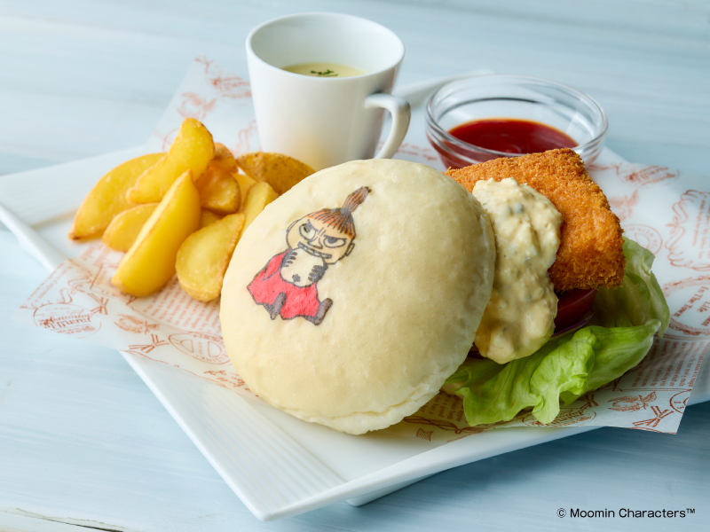 fanfunfukuoka's tweet photo. 福岡市美術館内にある「レストラン プルヌス」と「カフェ アクアム」にて、特別展「トーベとムーミン展 -とっておきのものを探しに-」を記念し、ムーミンの世界観を表現した限定コラボレーションメニューが販売されます 🍔 🍴

🗓️ 2026年7月4日（土）～ 8月30日（日）
【詳しくはこちら▼】
https://t.co/55mklTlhbi

#グルメ #スイーツ #カフェ #ムーミン #福岡 #fukuoka