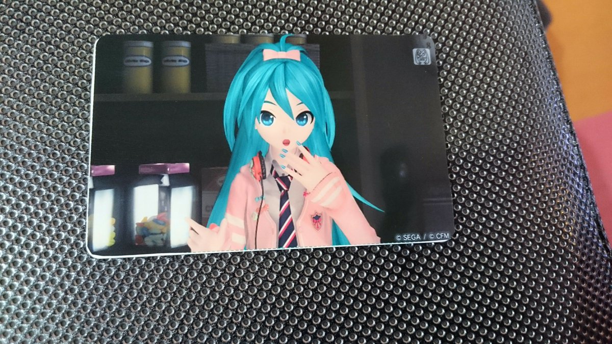 pichu_uber's tweet photo. スクショ勢だった頃のカードの写真出てきて泣きそう
思えばこの頃から写真が好きだったのかもしれないな、もう10年以上前だけど https://t.co/3Tn9C3HSNM